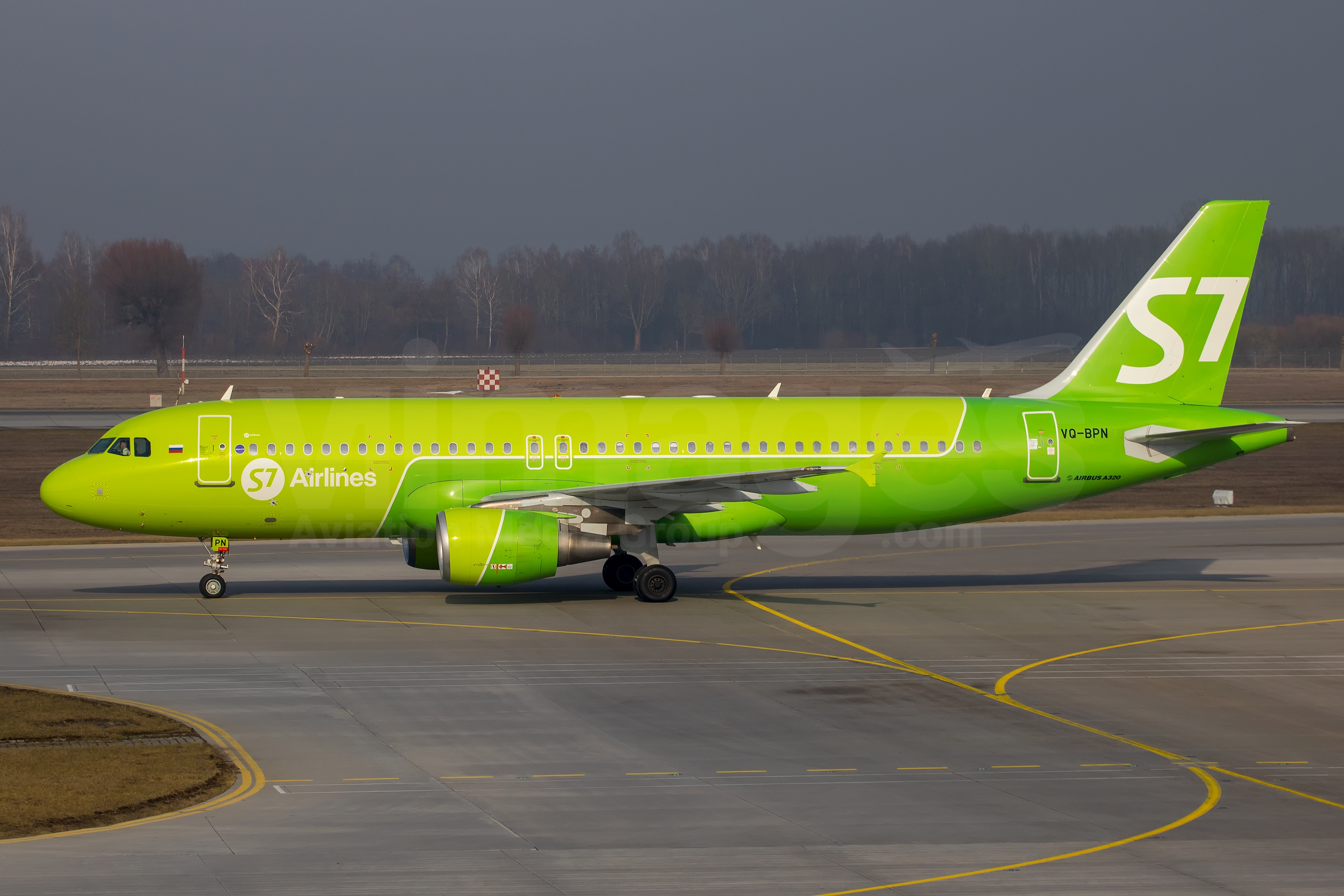 Ry7seven. Аэробус а320 s7 Airlines. Аэробус а319 s7 Airlines. Airbus a320 s7. Самолёт Аэробус а320.