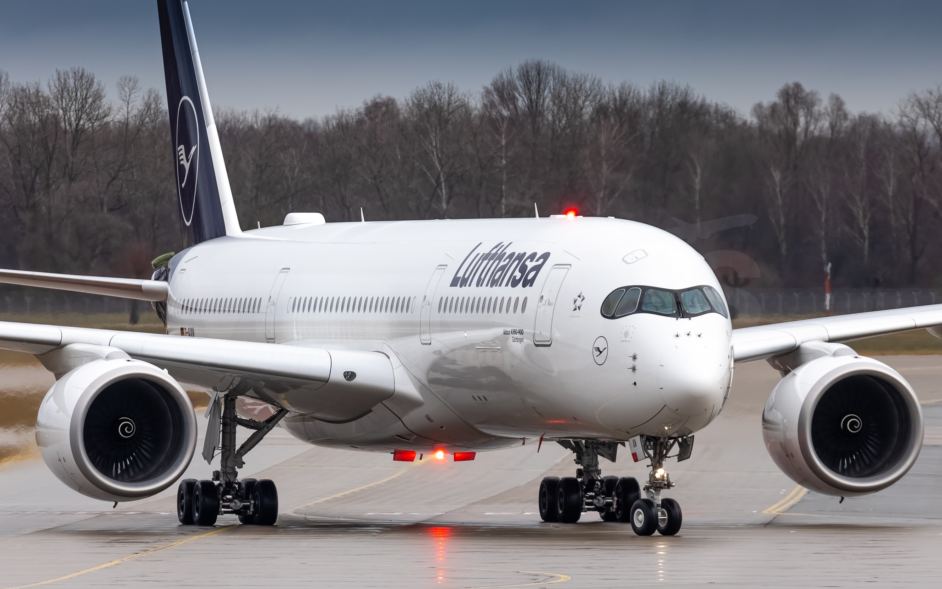 Lufthansa Airbus A350-941 D-AIXN – v1images Aviation Media