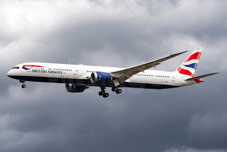 G-ZBLA on finals to its new base London Heathrow, arriving direct from Boeing's Charleston facility. Image © v1images.com/Karam Sodhi