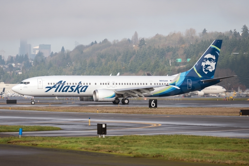 Alaska Airlines Boeing 737-9 MAX N913AK – v1images Aviation Media