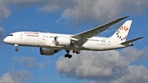 Comlux Aruba Boeing 787-8 Dreamliner P4-787