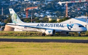 Air Austral Airbus A220-300 F-OTER