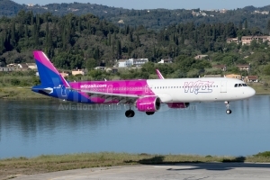 Wizz Air Malta Airbus A321-271NX 9H-WAP